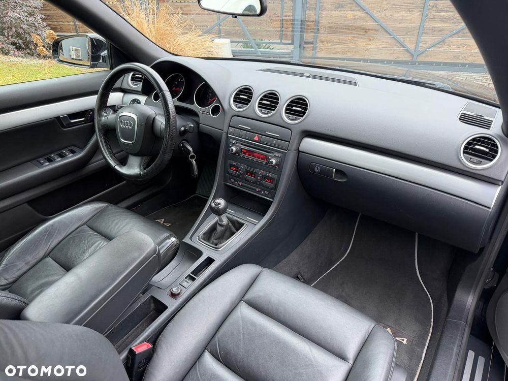 Audi A4 Cabrio 1.8 T - 12