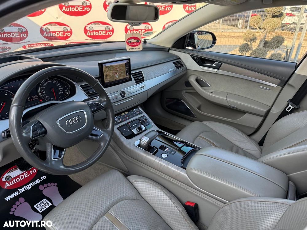 Audi A8 - 8