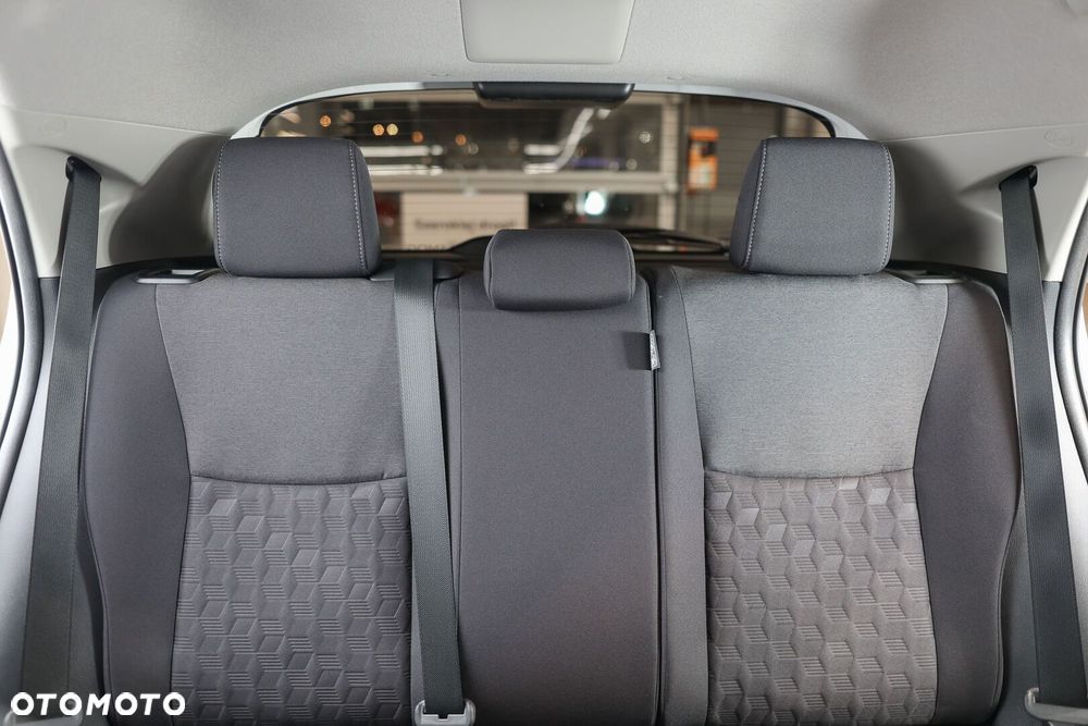 Toyota Yaris Hybrid 1.5 Style - 18