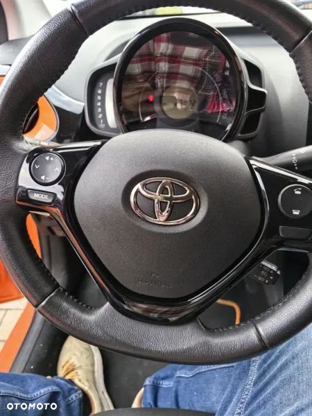 Toyota Aygo x-cite - 18
