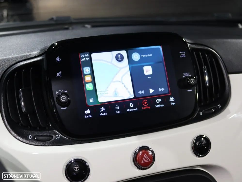 Fiat 500C 1.0 Hybrid Lounge - 23
