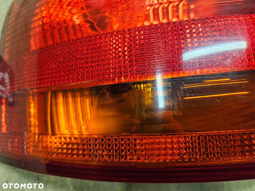 Lampa Lampy Tyl Tylna Prawa Lewa na w Blotnik AUDI A4 B7 Kombi Avant - 9