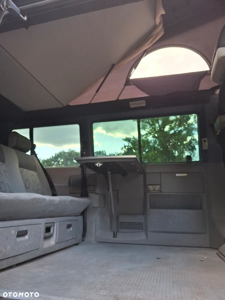 Volkswagen Transporter - 10