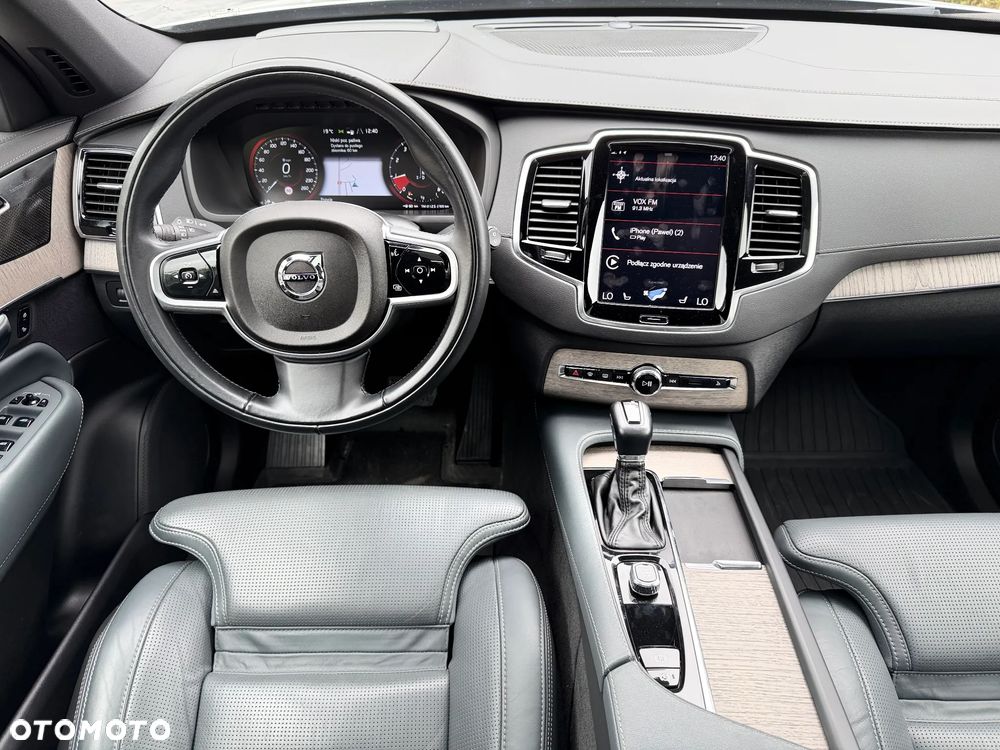 Volvo XC 90 T6 AWD Geartronic Inscription - 25