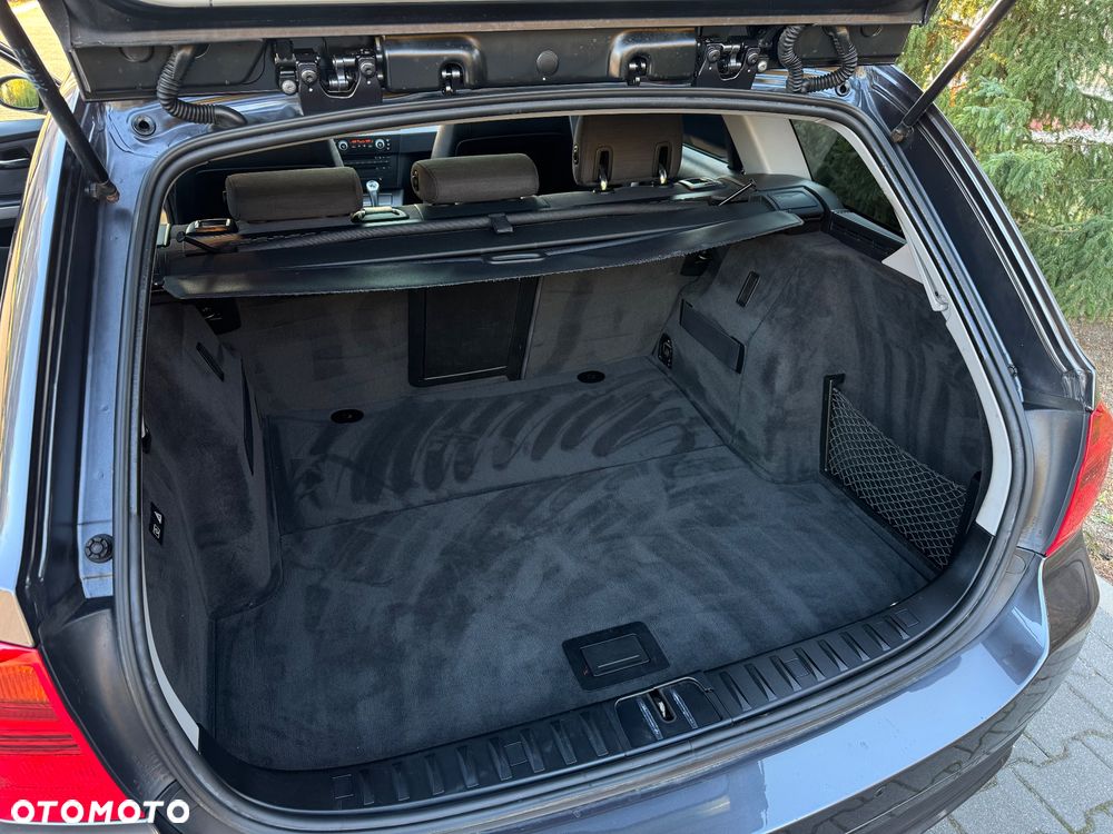 BMW Seria 3 318i - 38