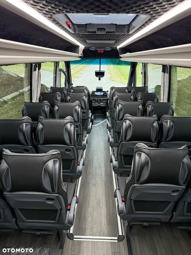 Mercedes-Benz Sprinter 519 - 31