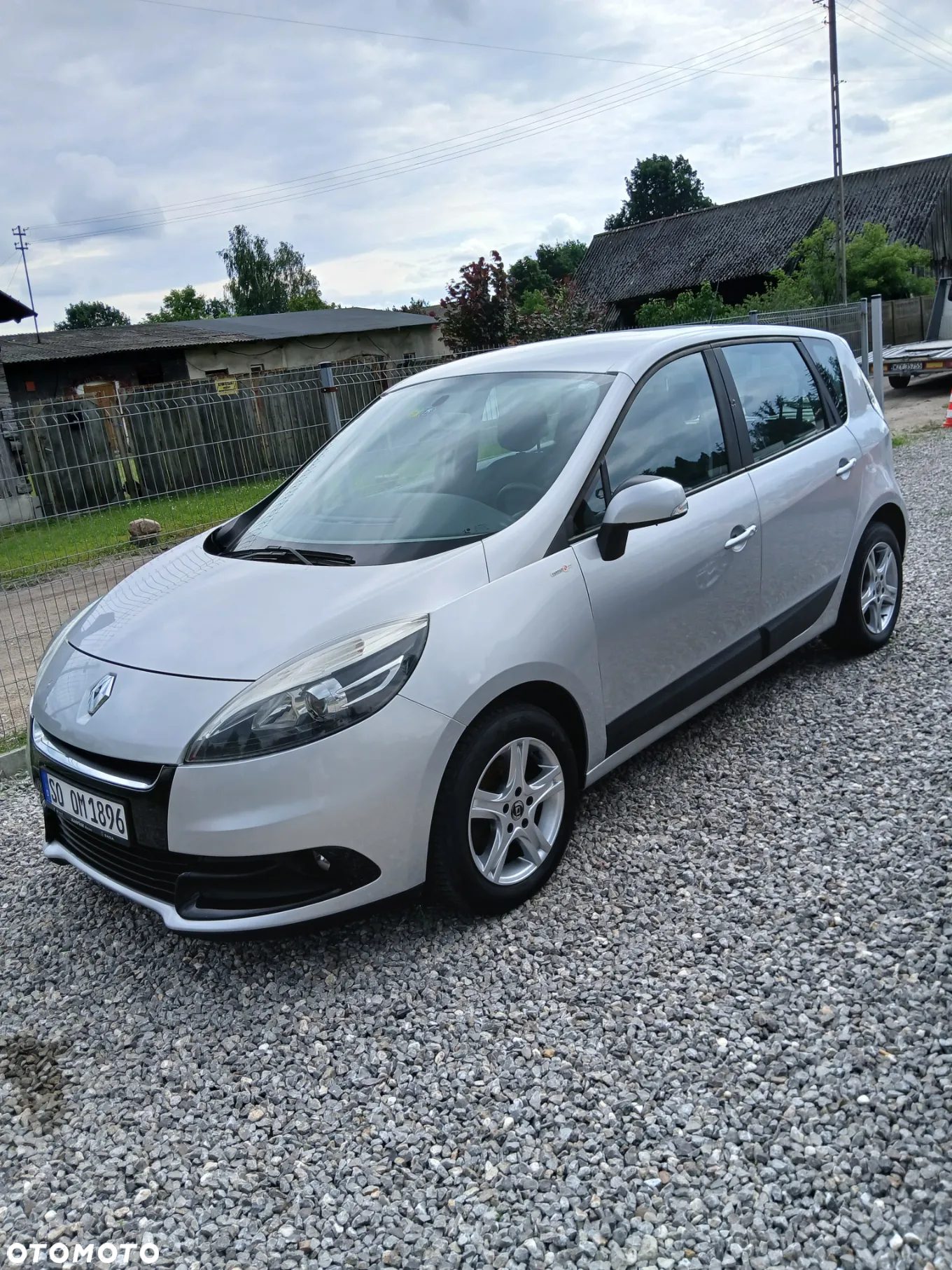Renault Scenic 1.6 16V 110 TomTom Edition - 2