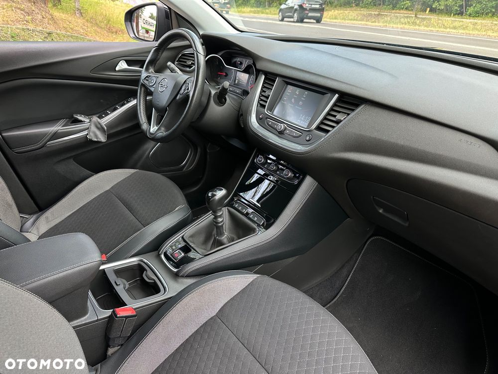 Opel Grandland X - 17