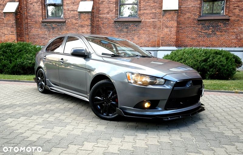 Mitsubishi Lancer 1.6 Intense - 26