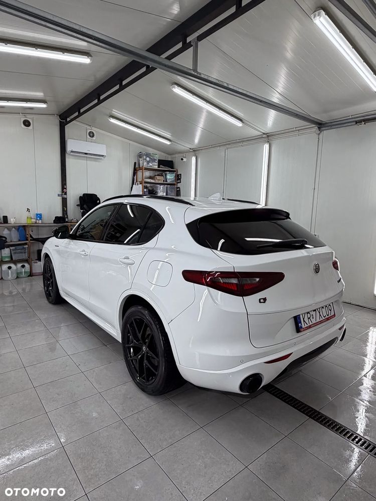 Alfa Romeo Stelvio 2.0 Turbo Veloce Q4 - 3