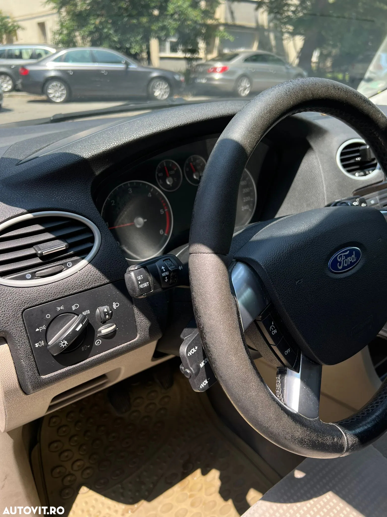 Ford Focus 1.8 TDCi Ghia - 10