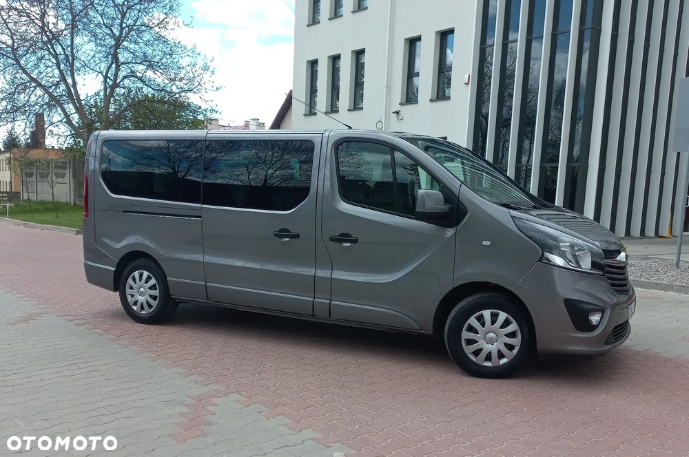 Opel Vivaro L2H1 2,9t Elegance Business - 25