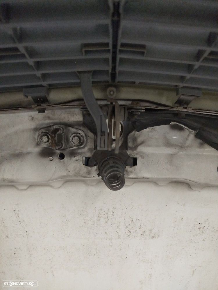 Capot Mercedes-Benz C-Class (W202) - 5