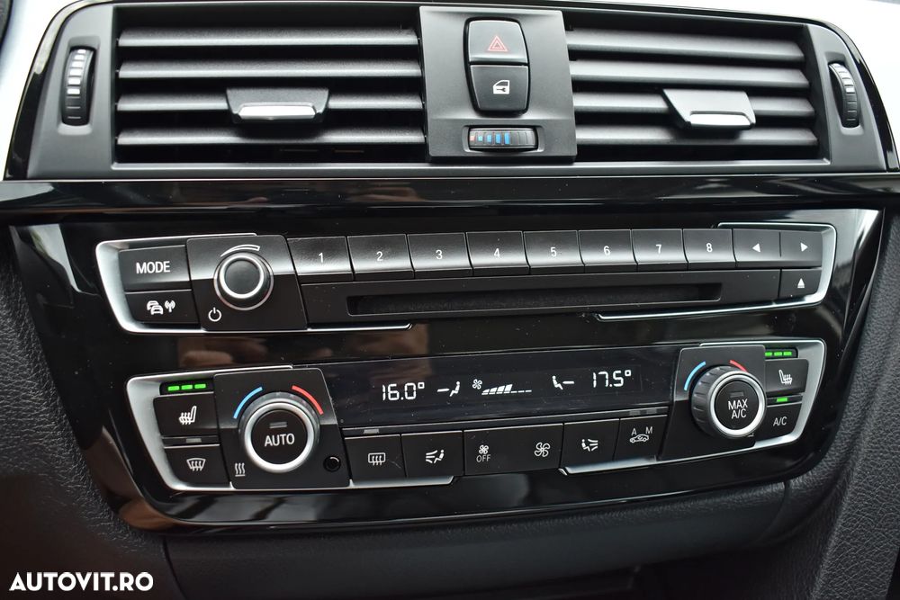 BMW Seria 3 320i Aut. Sport Line - 17