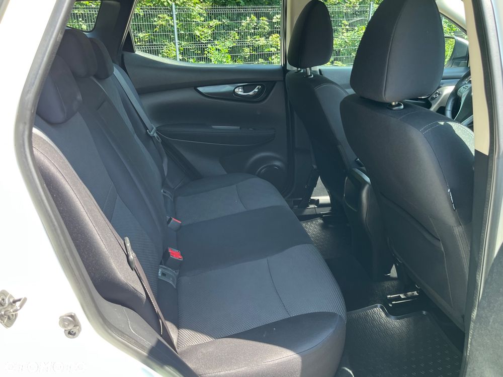 Nissan Qashqai 1.2 DIG-T Acenta EU6 - 14