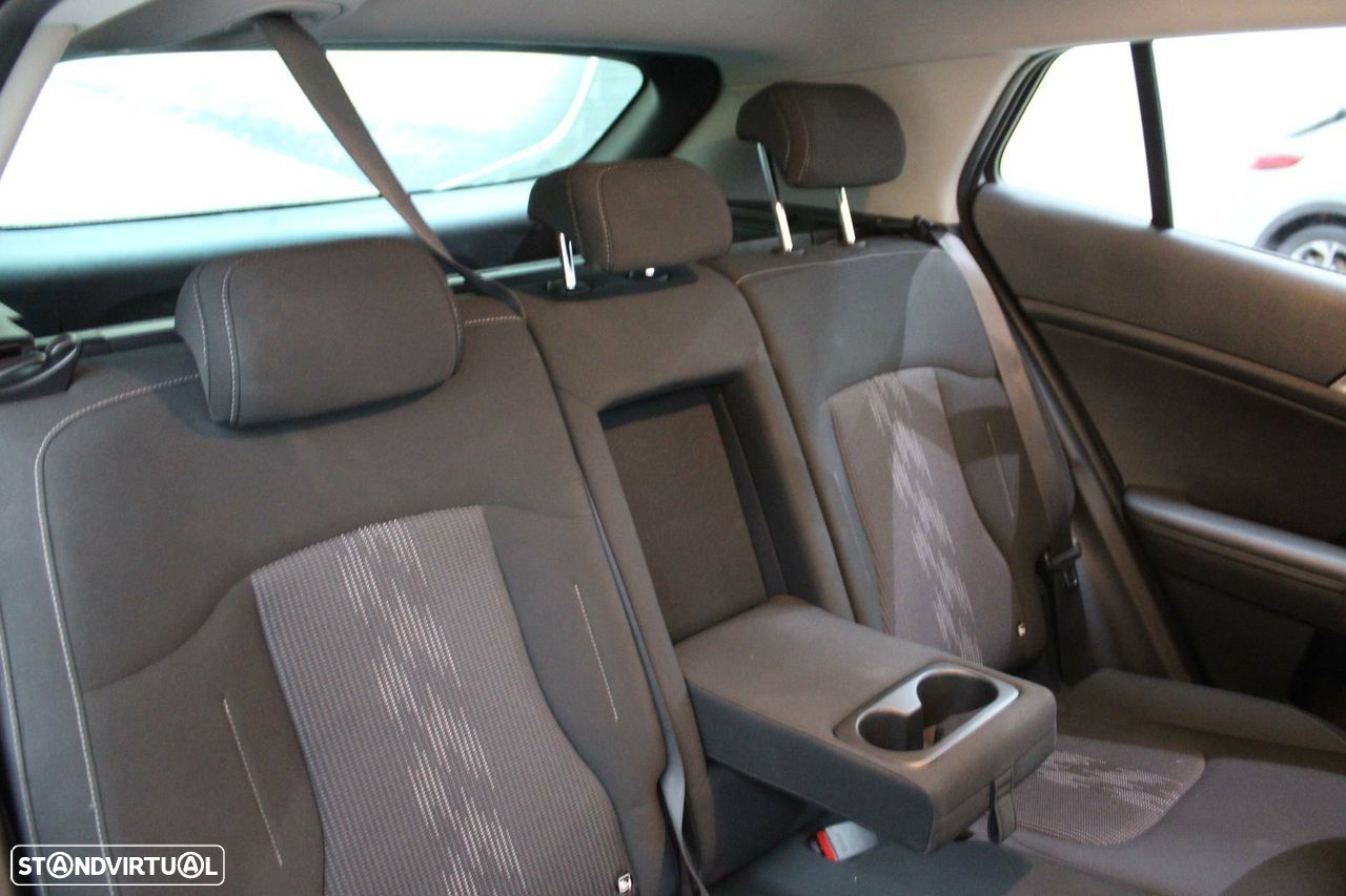 Kia Sportage 1.6 T-GDI Drive - 29