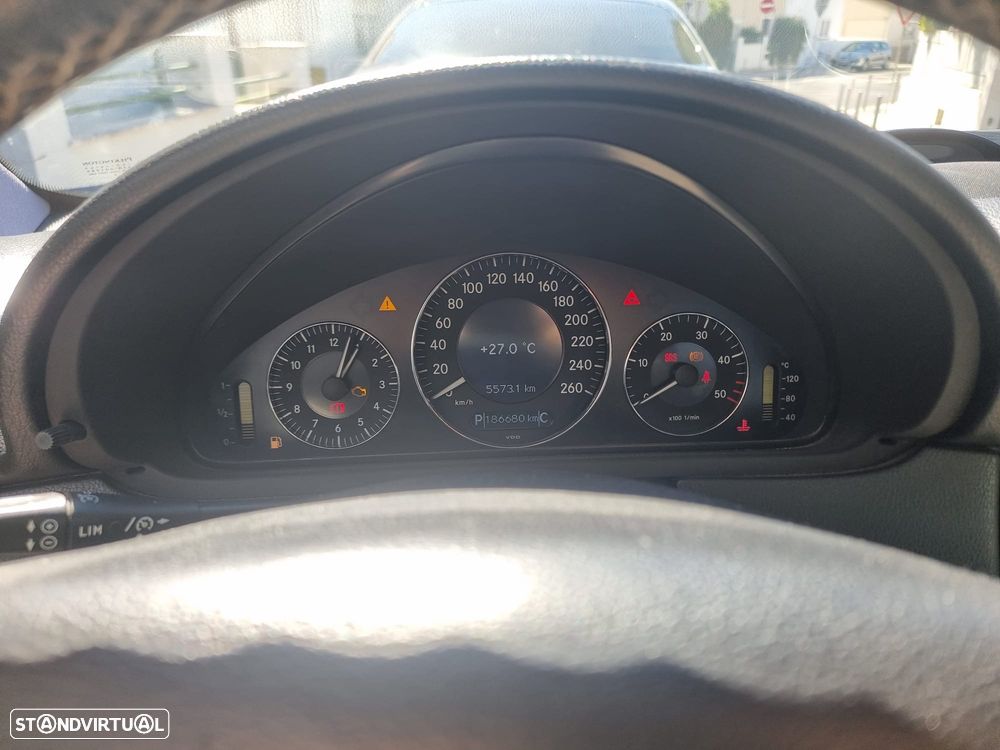 Mercedes-Benz CLK 220 - 8