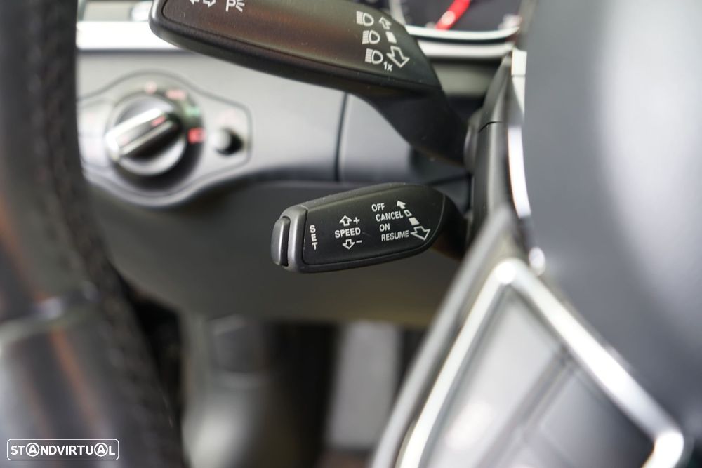 Audi A4 Avant 2.0 TDI Multitronic Business Line S-line - 26