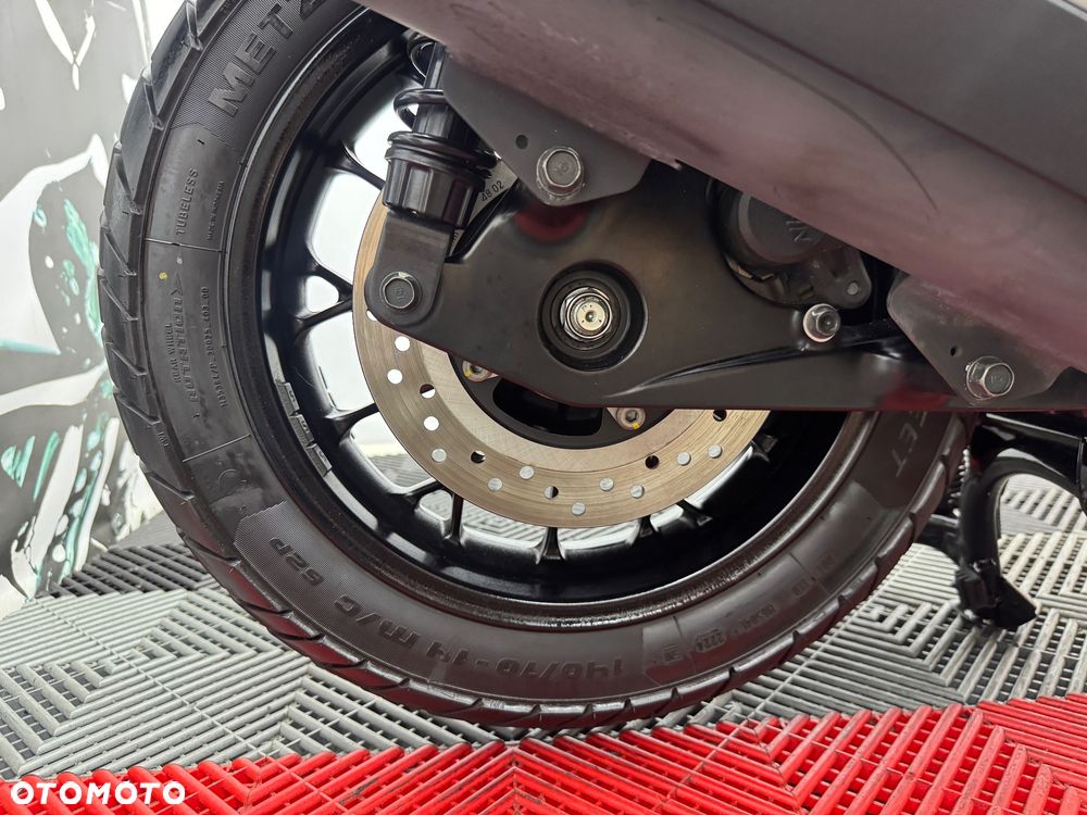 Honda ADV350 - 30