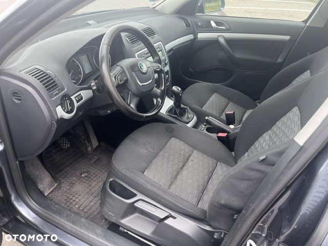 Skoda Octavia 1.8 TSI Ambiente - 13