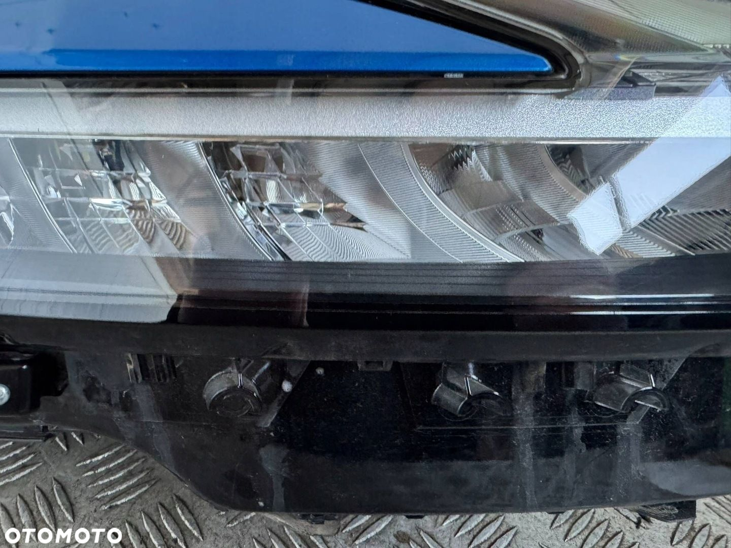 Nissan Qashqai III J12 2021-2024 Lampa przednia prawa led UK RCF - 3