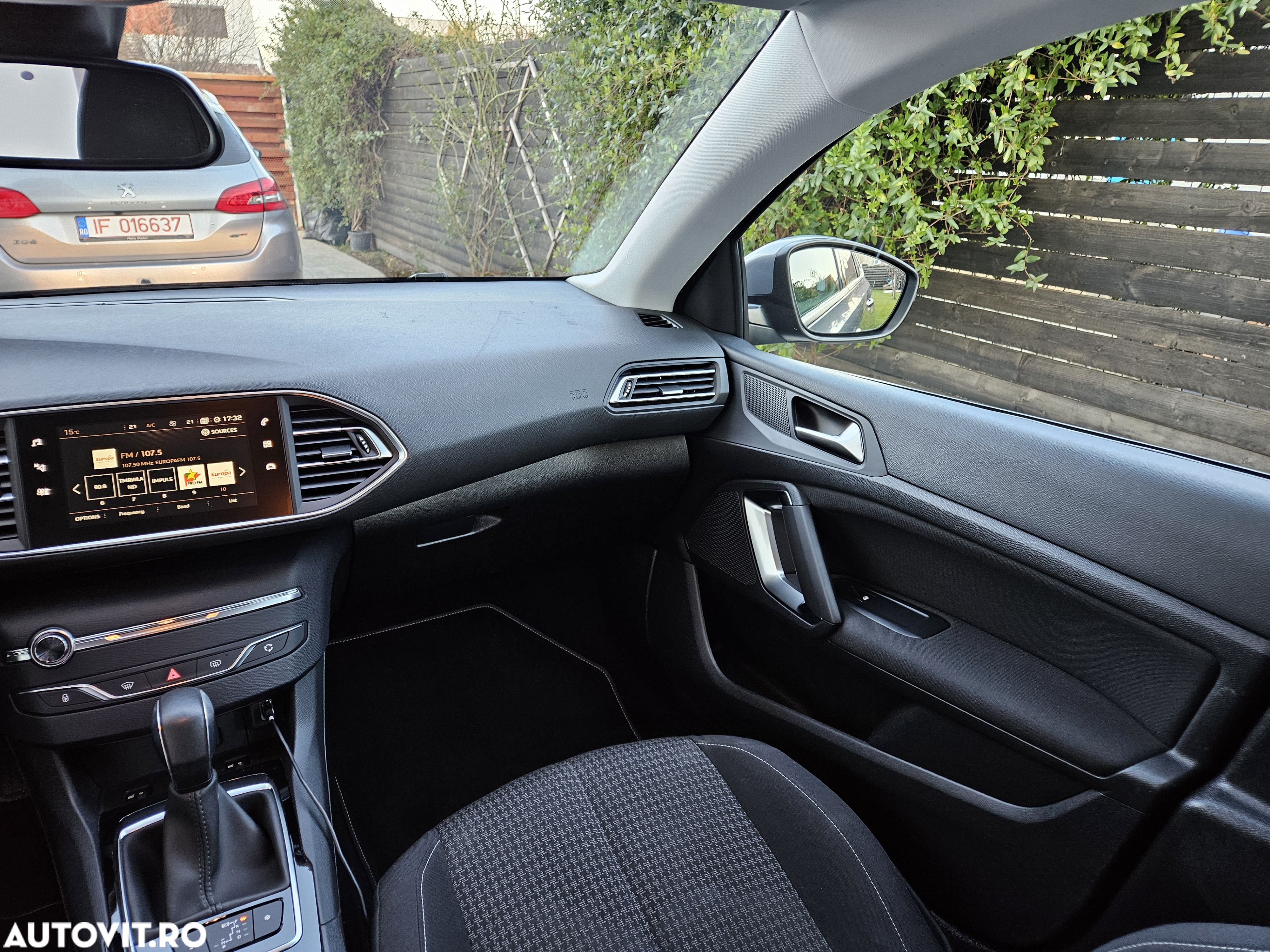 Peugeot 308 SW BlueHDi 120 EAT6 Stop & Start Active - 8