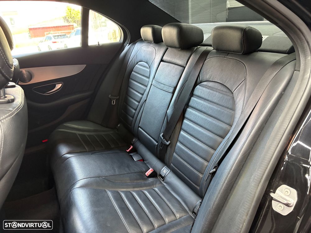 Mercedes-Benz C 220 d 9G-TRONIC AMG Line - 36