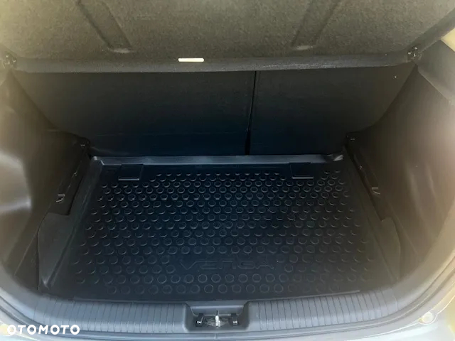 Kia Venga 1.6 Business Line - 11