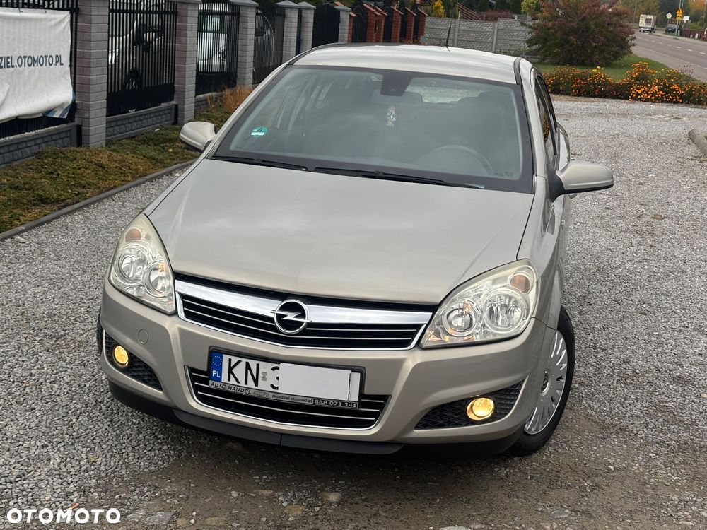 Opel Astra - 1
