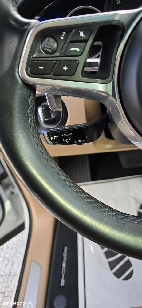 Porsche Cayenne Standard - 15