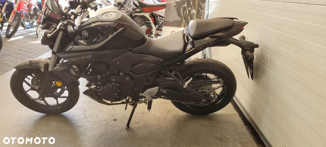 Yamaha MT - 12