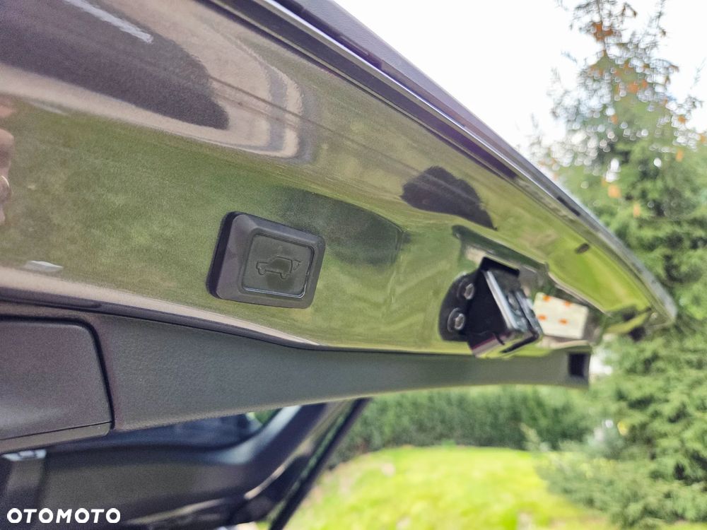 Toyota RAV4 2.5 Hybrid Executive 4x4 - 8