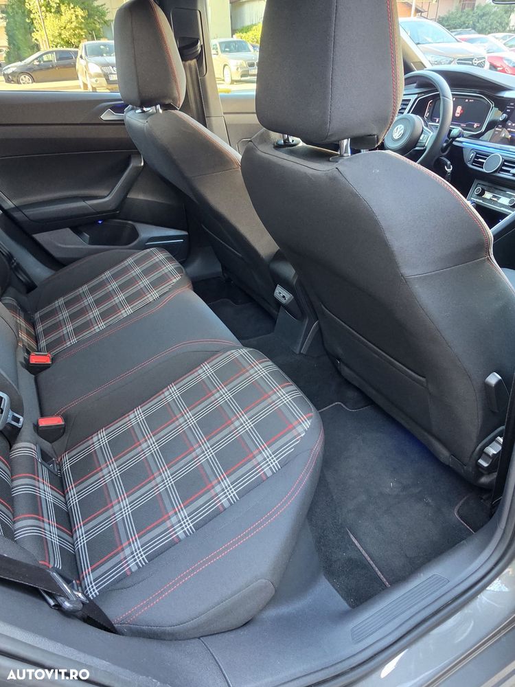 Volkswagen Polo - 16