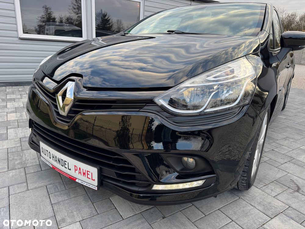 Renault Clio 1.2 16V 75 Limited - 14