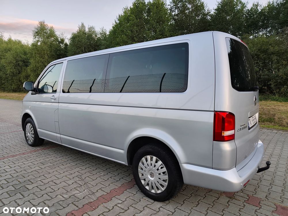 Volkswagen Caravelle - 13