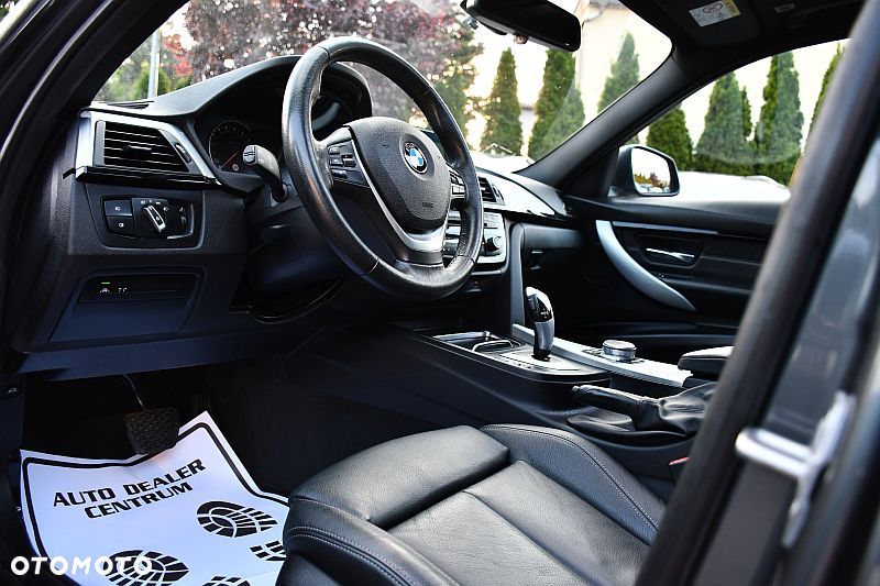 BMW Seria 3 320d xDrive Edition Luxury Line Purity - 9