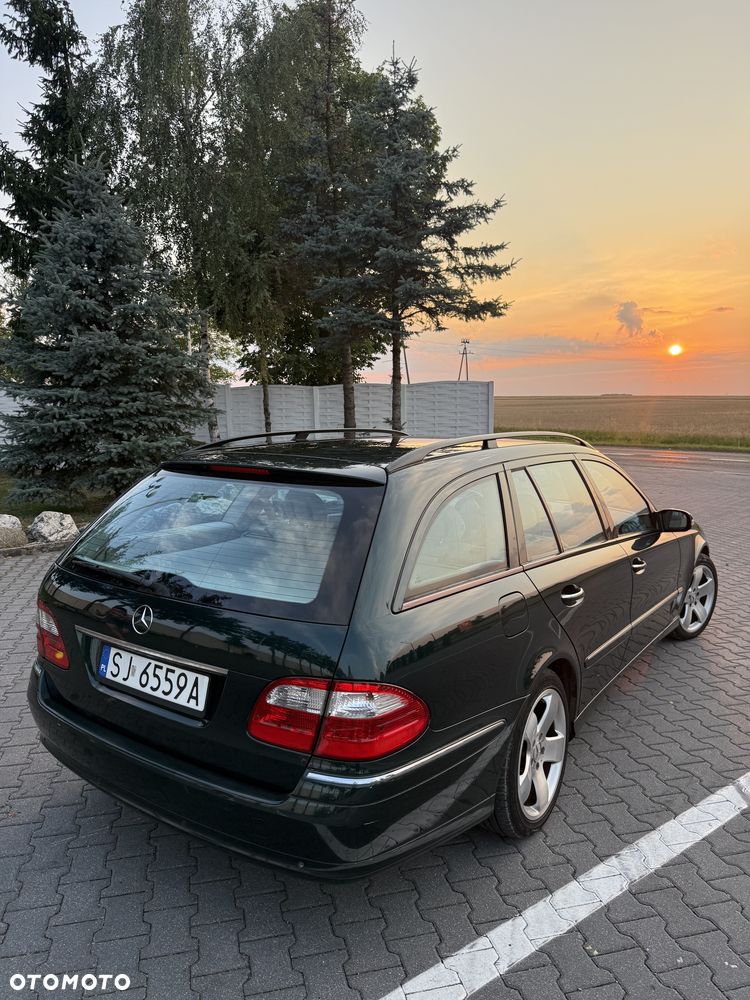 Mercedes-Benz Klasa E 320 CDI T Avantgarde - 9
