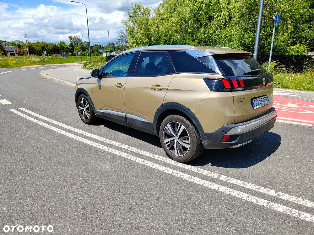Peugeot 3008 1.6 BlueHDi Allure S&S EAT6 - 28