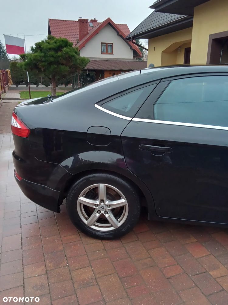 Ford Mondeo 2.5 Titanium - 4