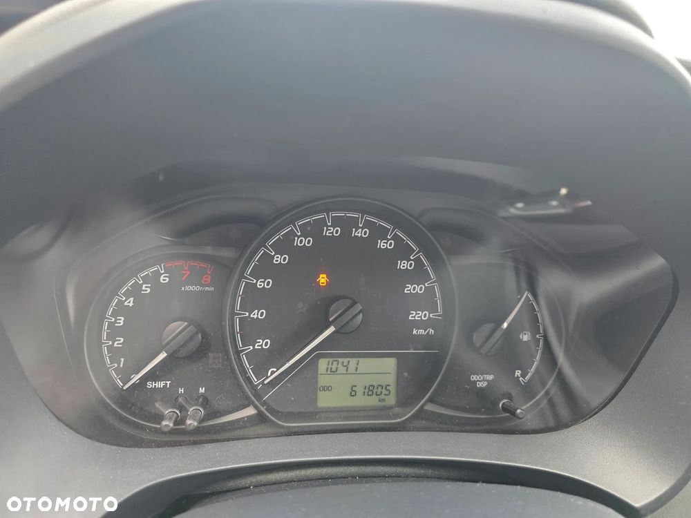 Toyota Yaris 1.5 Active - 6