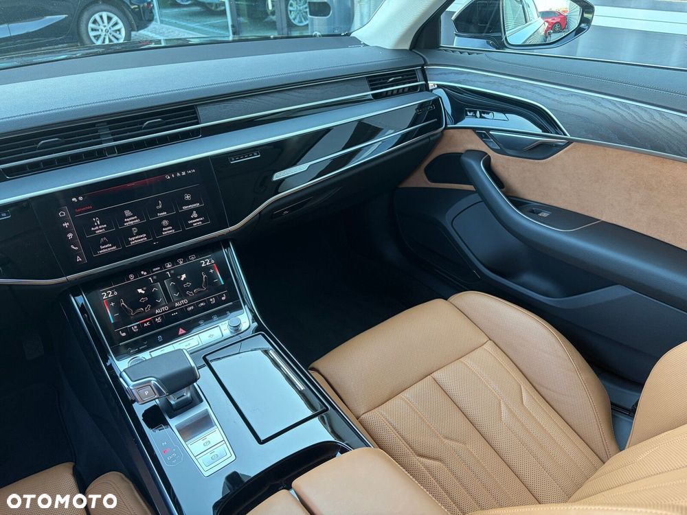 Audi A8 - 21