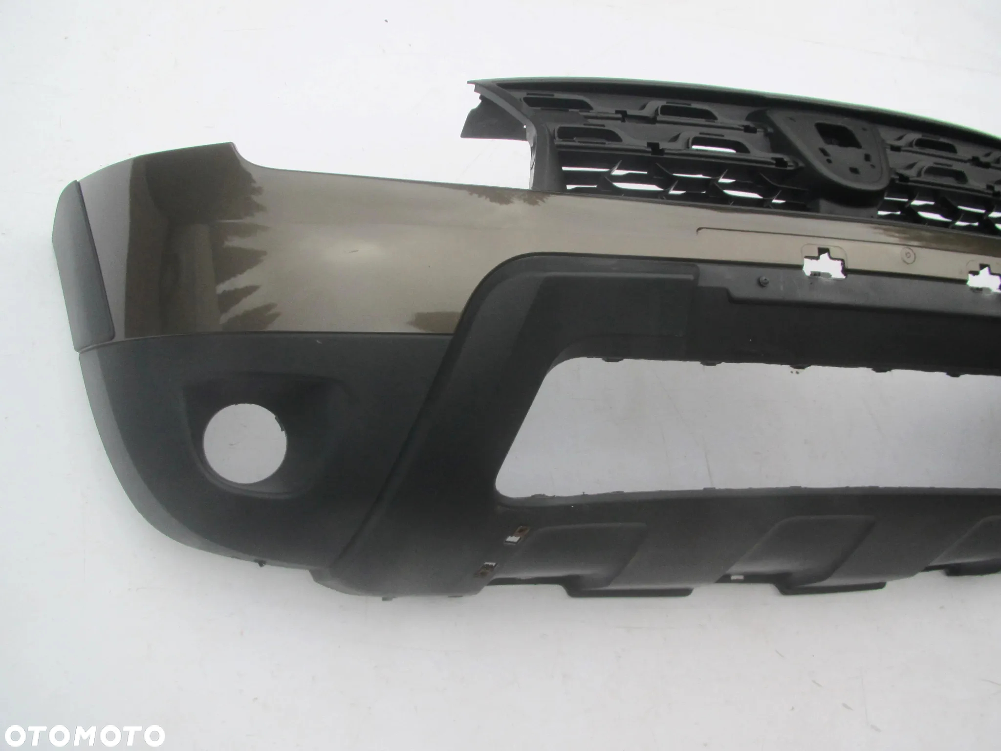 DACIA DUSTER HS 2010 - 2017 zderzak grill OE - 2