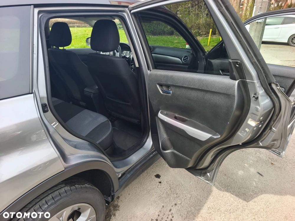 Suzuki Vitara 1.6 Premium 2WD - 14