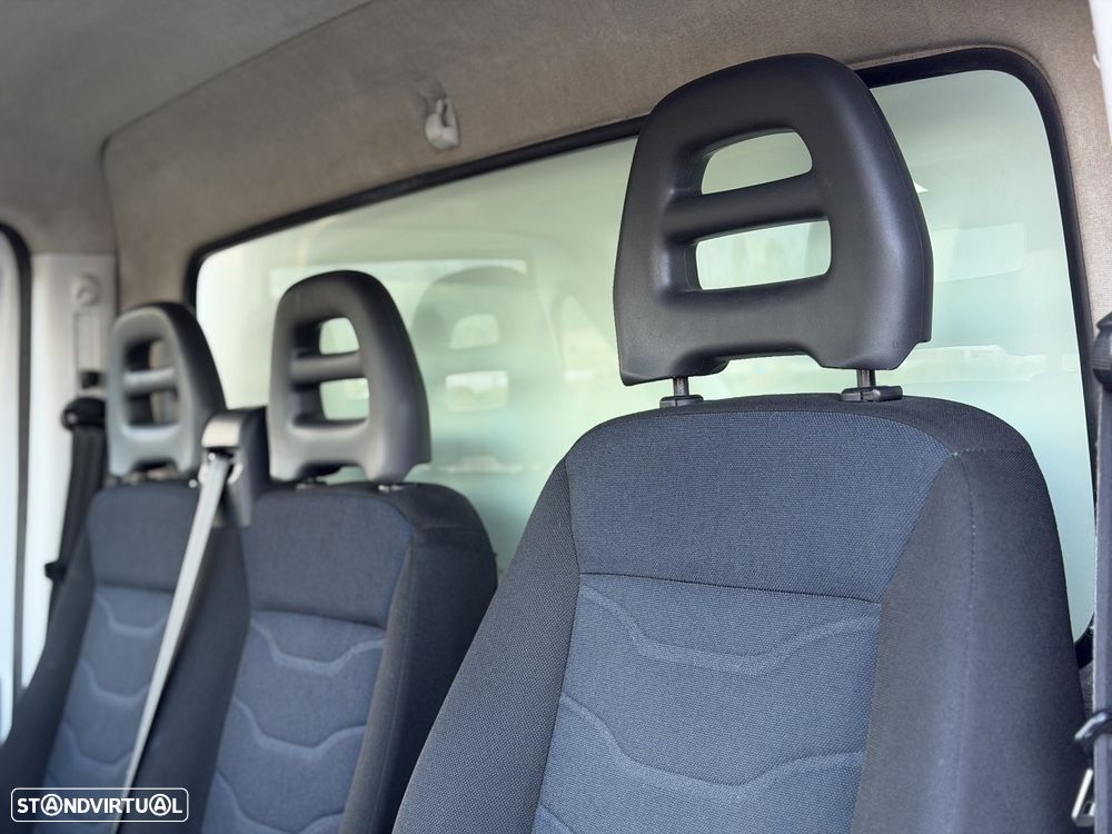 Iveco Daily 35-160 3L Plataforma - 25