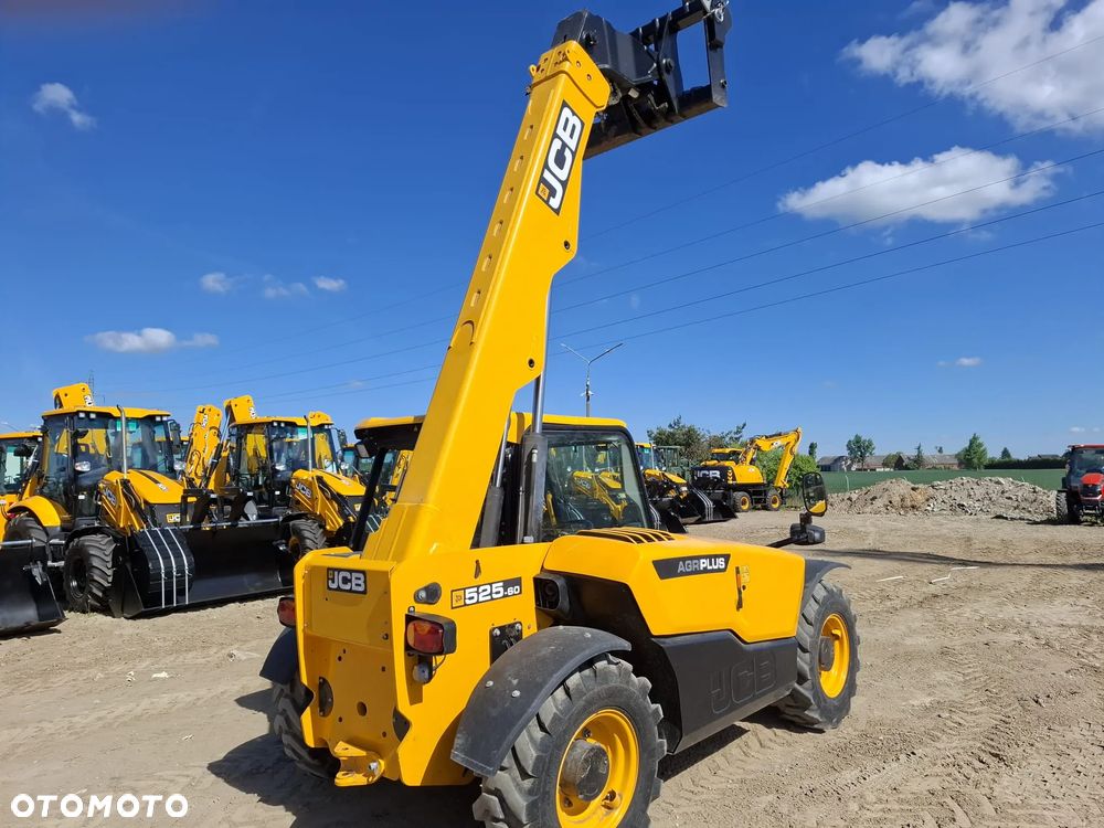 JCB 525-60 Agri Plus - 4
