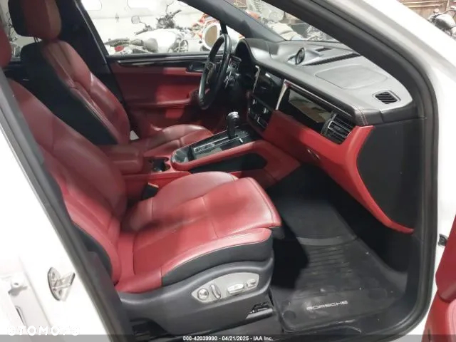 Porsche Macan - 11