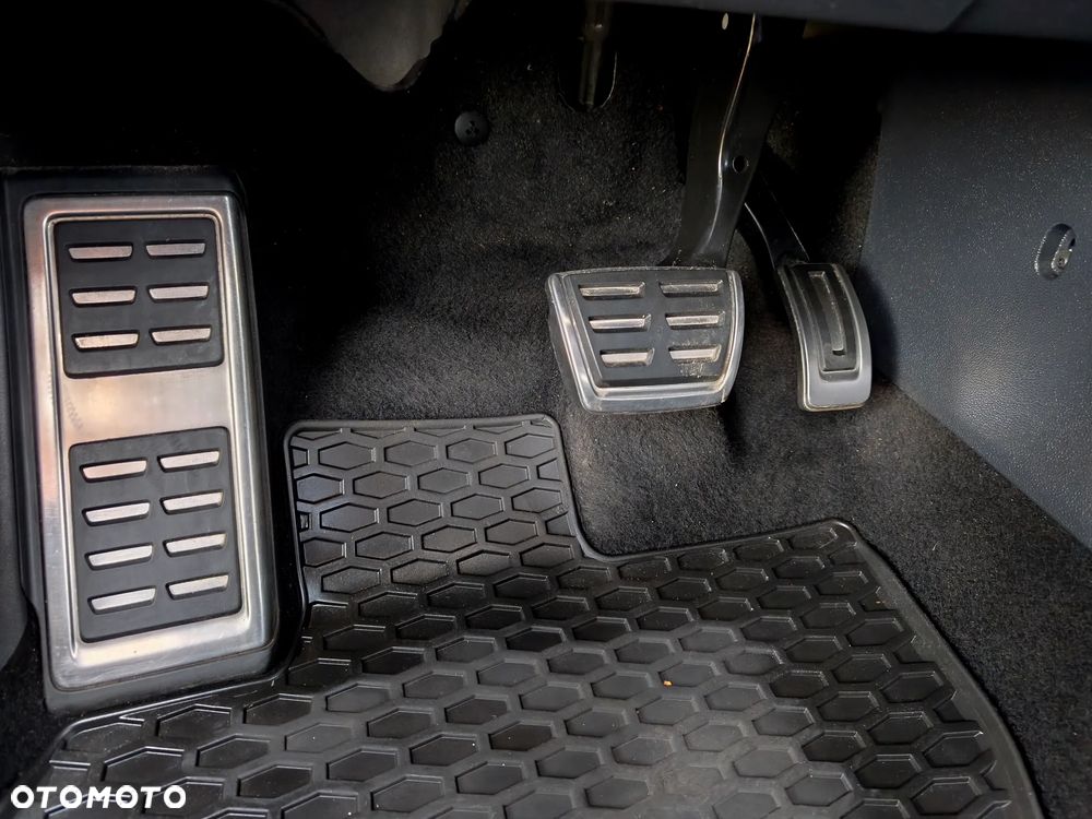 Volkswagen T-Roc 1.5 TSI ACT Premium DSG - 33