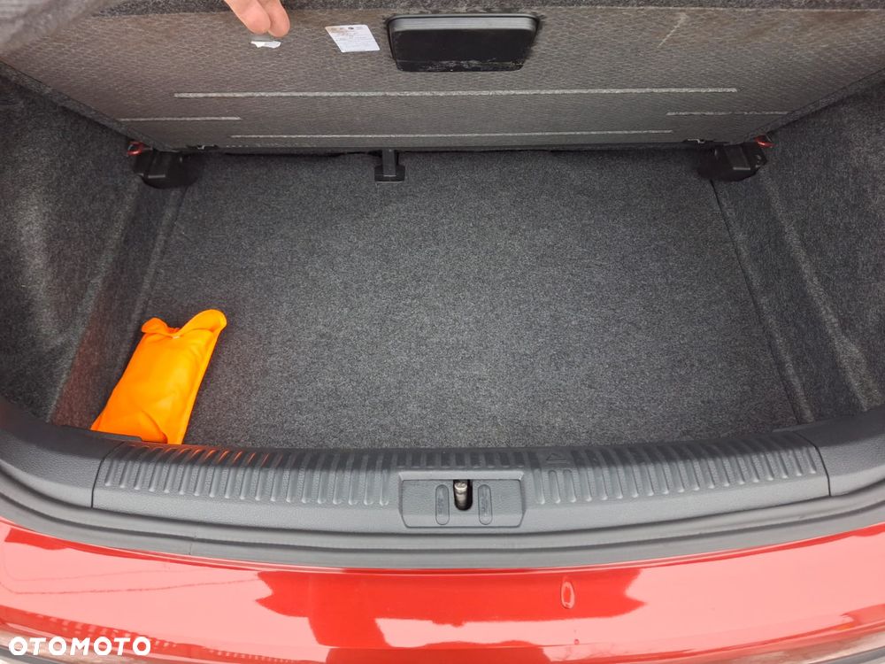 Volkswagen Polo 1.2 TSI (Blue Motion Technology) Cross - 26