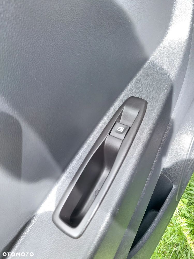 Renault Captur - 15