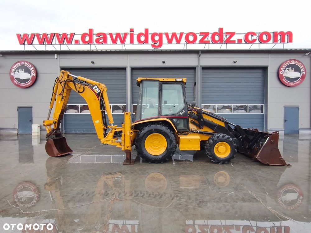 Caterpillar 432D - 4